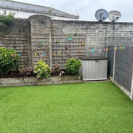 The Artane Self Catering Apartment Дъблин Екстериор снимка